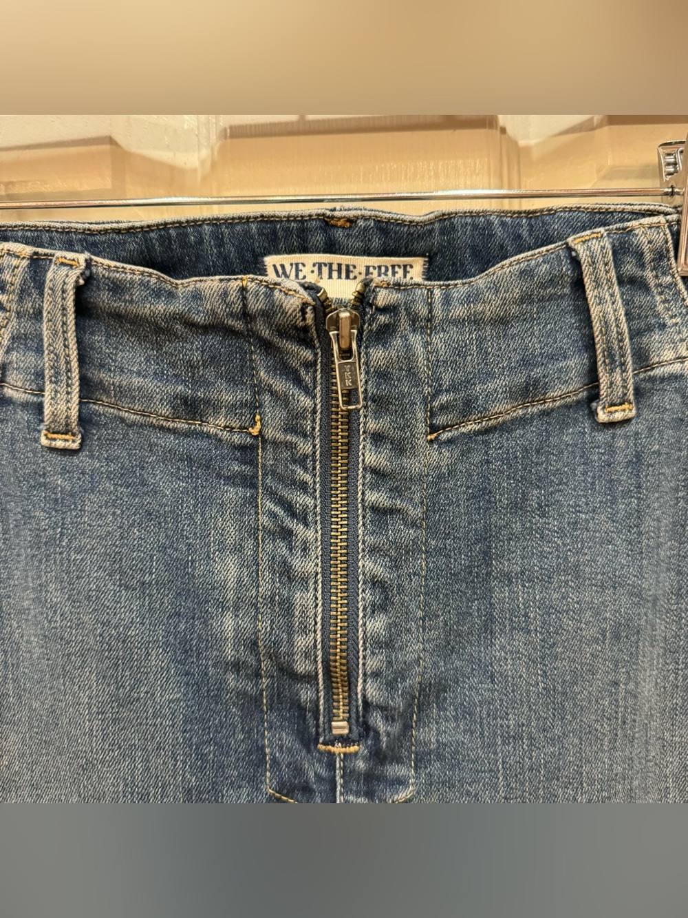 FREE PEOPLE Women's We the Free Mamba Mid-Rise Flare Jeans | Size 28 - Picture 8 of 12